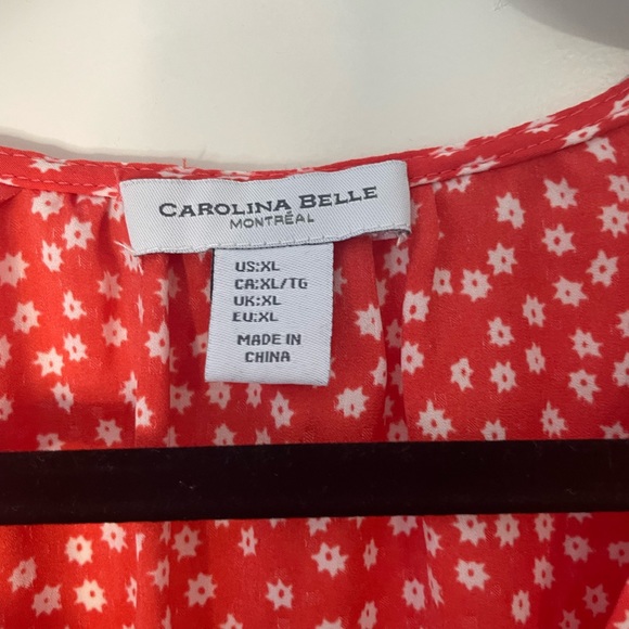 Red and white flower blouse - Picture 3 of 4